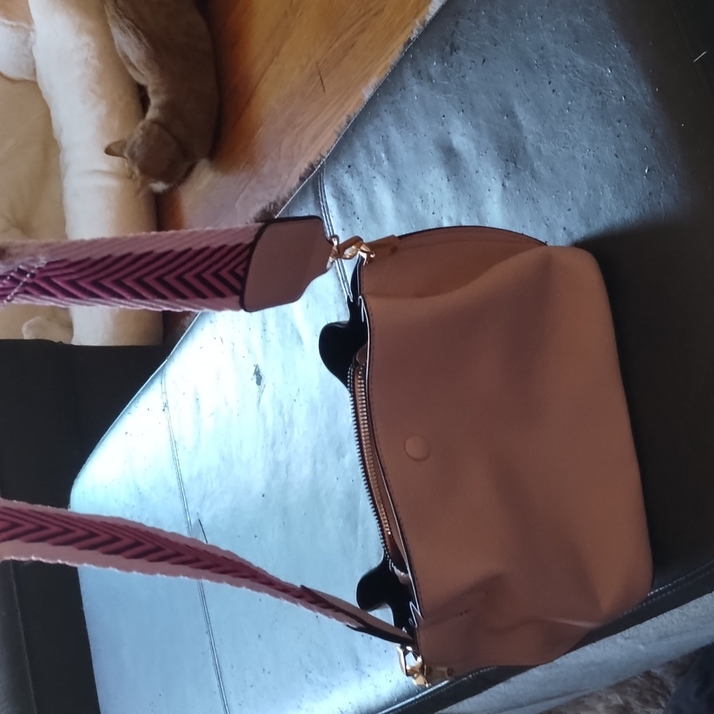 Shoulder/Crossbody